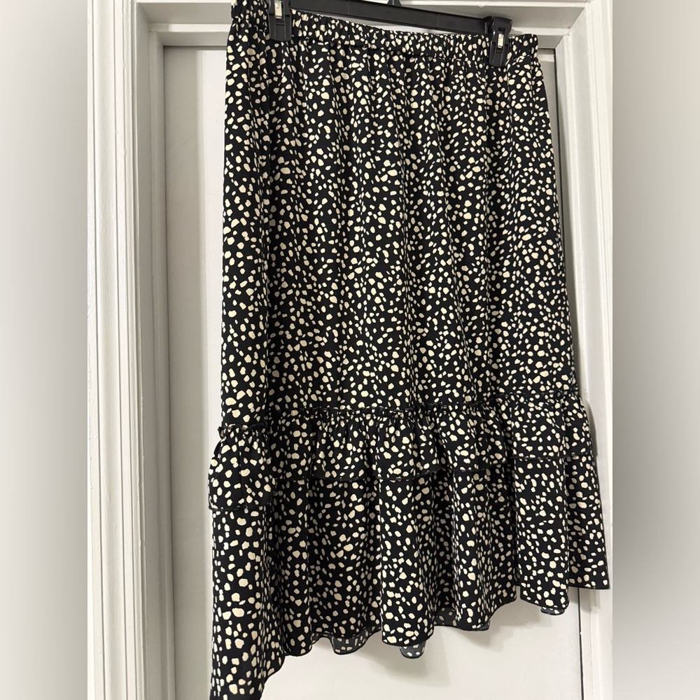 Printed Tiered Black & Cream Midi Skirt